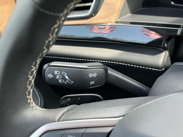 2024 Volkswagen Atlas 2.0T SE w/Technology 4MOTION
