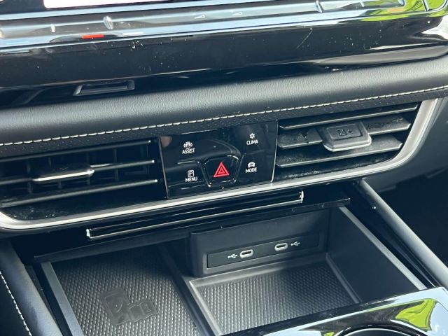2024 Volkswagen Atlas 2.0T SE w/Technology 4MOTION