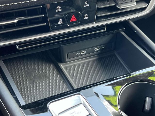 2024 Volkswagen Atlas 2.0T SE w/Technology 4MOTION