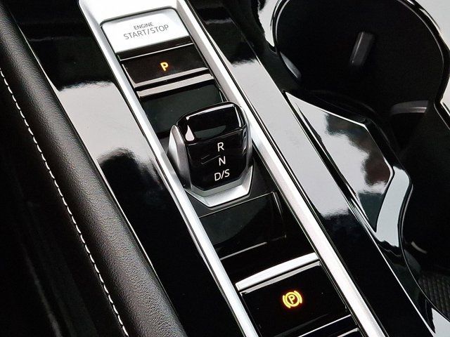 2024 Volkswagen Atlas Cross Sport 2.0T SEL Premium R-Line