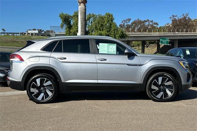 2024 Volkswagen Atlas Cross Sport 2.0T SE w/Technology