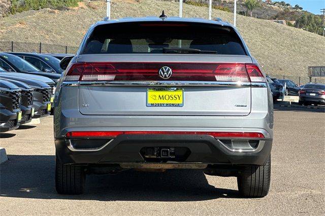 2024 Volkswagen Atlas Cross Sport 2.0T SE w/Technology