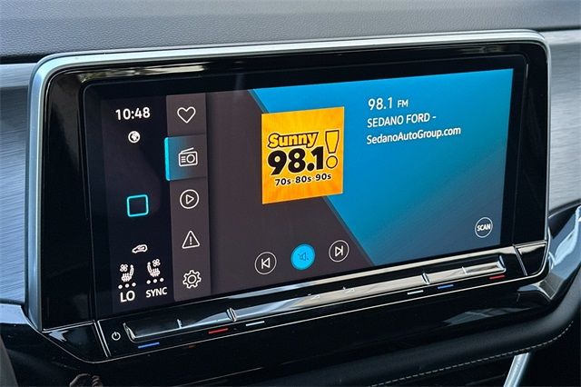 2024 Volkswagen Atlas Cross Sport 2.0T SE w/Technology