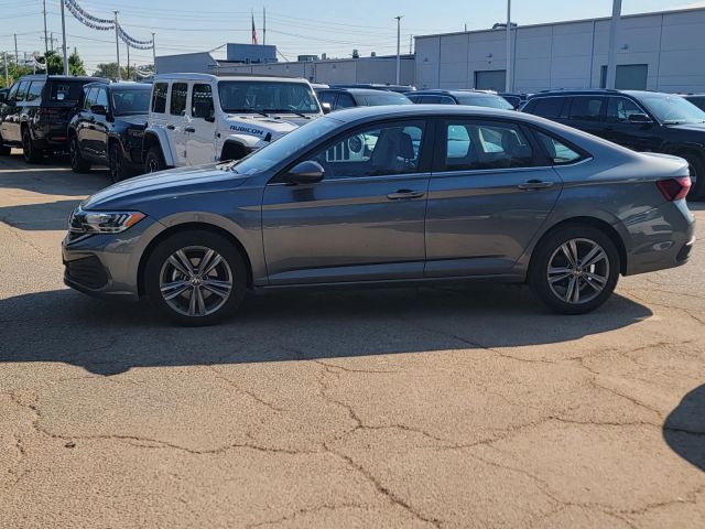 2024 Volkswagen Jetta SE Auto
