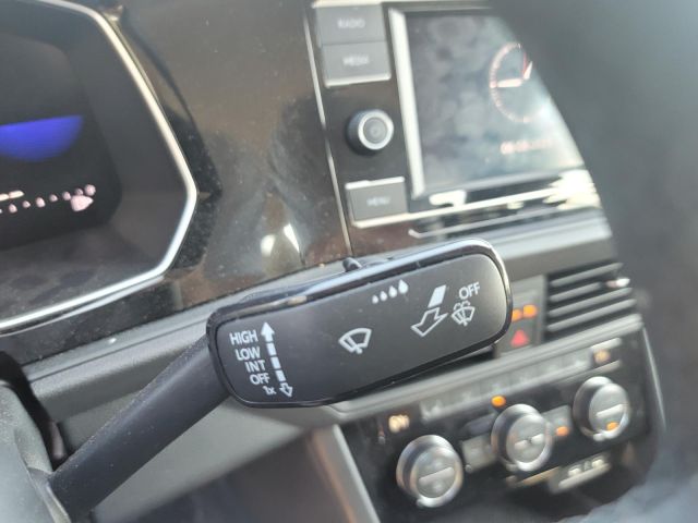 2024 Volkswagen Jetta SE Auto