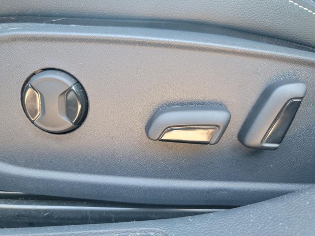 2024 Volkswagen Jetta SE Auto