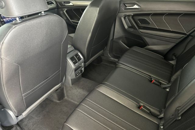 2024 Volkswagen Tiguan 2.0T SE R-Line Black 2024 Volkswagen Tiguan 2.0T SE R-Line Black