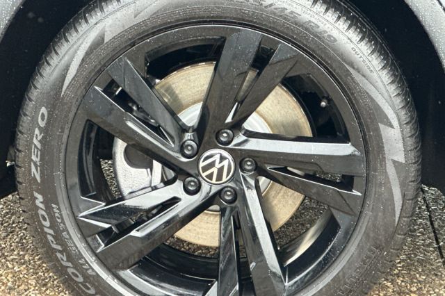 2024 Volkswagen Tiguan 2.0T SE R-Line Black 2024 Volkswagen Tiguan 2.0T SE R-Line Black