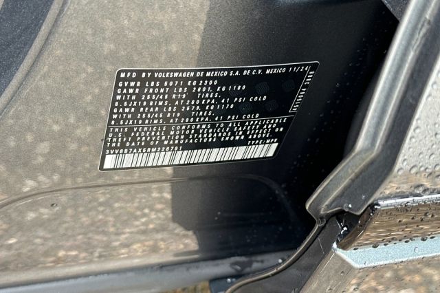 2024 Volkswagen Tiguan 2.0T SE R-Line Black 2024 Volkswagen Tiguan 2.0T SE R-Line Black