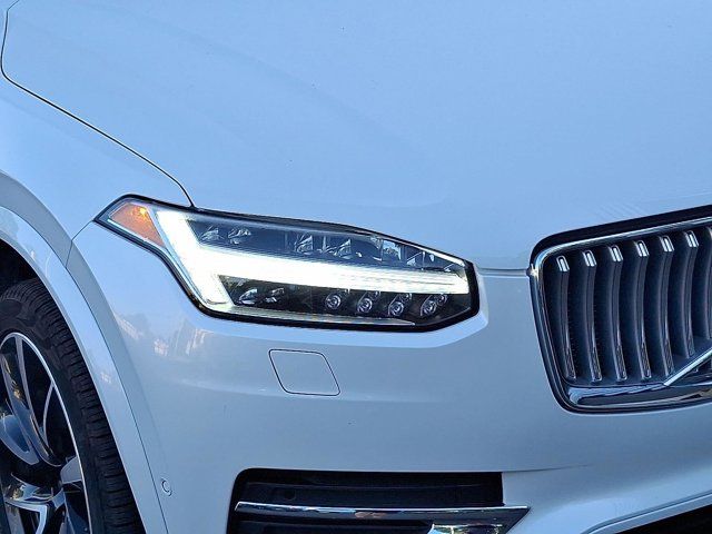 2024 Volvo XC90 Plus Bright Theme
