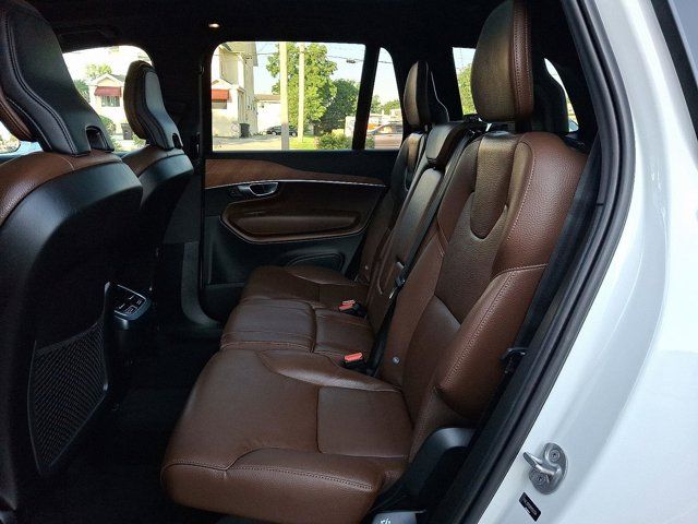 2024 Volvo XC90 Plus Bright Theme