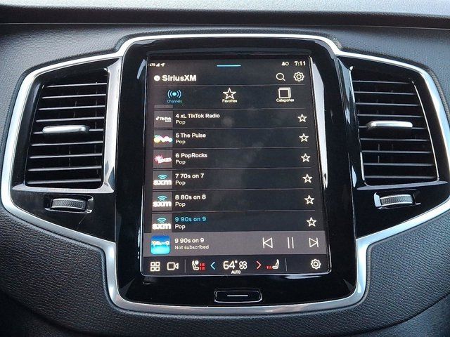 2024 Volvo XC90 Plus Bright Theme