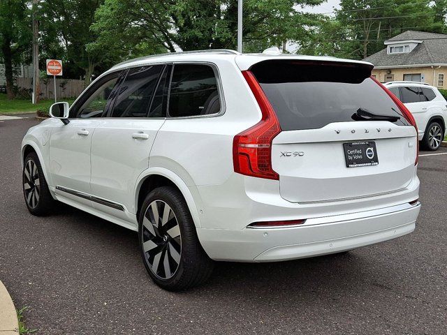 2024 Volvo XC90 Recharge Plug-In Hybrid Plus Bright Theme