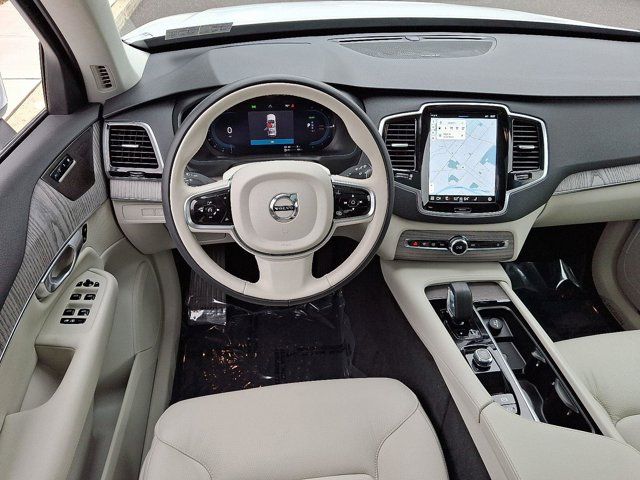 2024 Volvo XC90 Recharge Plug-In Hybrid Plus Bright Theme