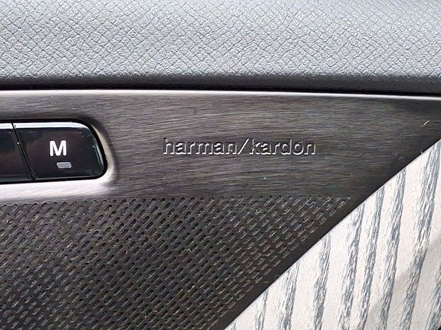2024 Volvo XC90 Recharge Plug-In Hybrid Plus Bright Theme