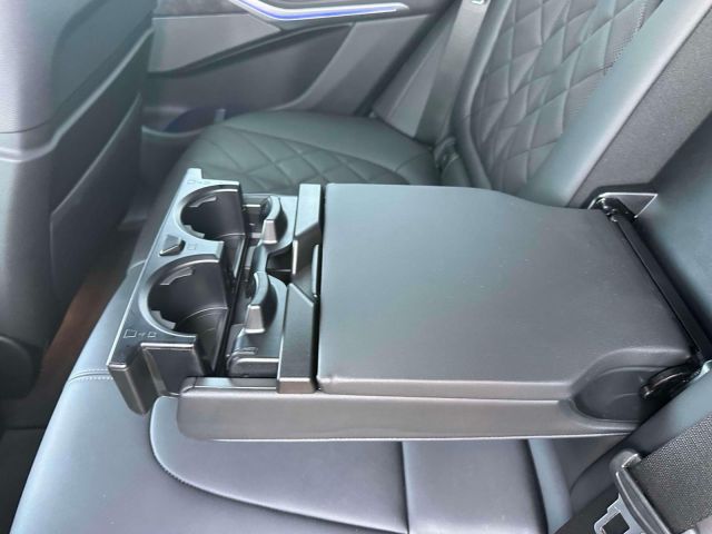 2025 BMW X5 xDrive50e Plug-In Hybrid