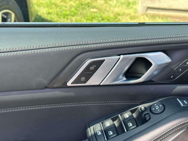 2025 BMW X5 xDrive50e Plug-In Hybrid
