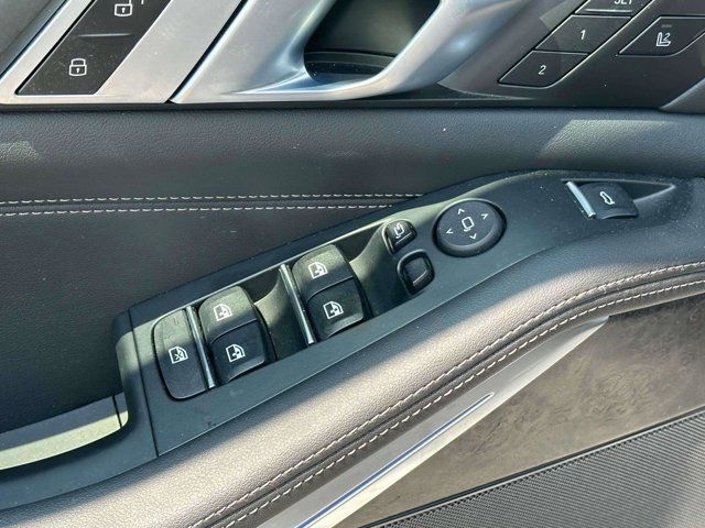 2025 BMW X5 xDrive50e