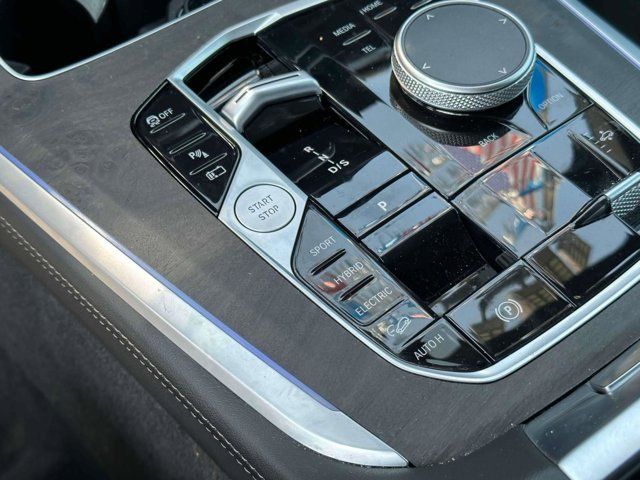 2025 BMW X5 xDrive50e