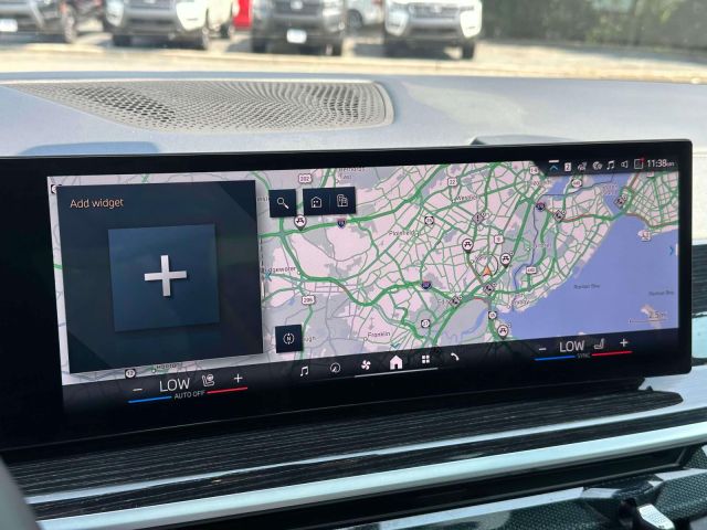 2025 BMW X7 xDrive40i Sports Activity Vehicle