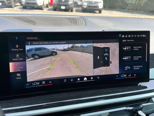 2025 BMW X7 xDrive40i Sports Activity Vehicle