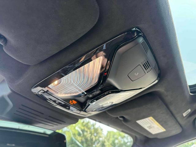 2025 BMW X7 xDrive40i Sports Activity Vehicle