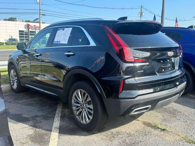 2025 Cadillac XT4 AWD 4dr Premium Luxury