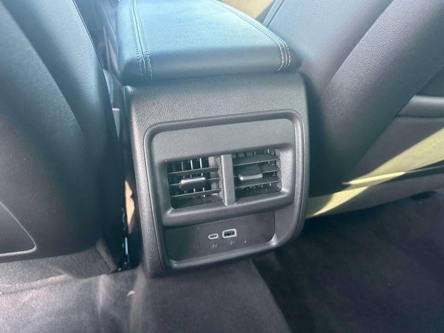 2025 Cadillac XT4 AWD Premium Luxury