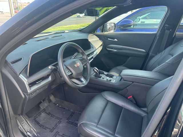 2025 Cadillac XT4 AWD 4dr Premium Luxury