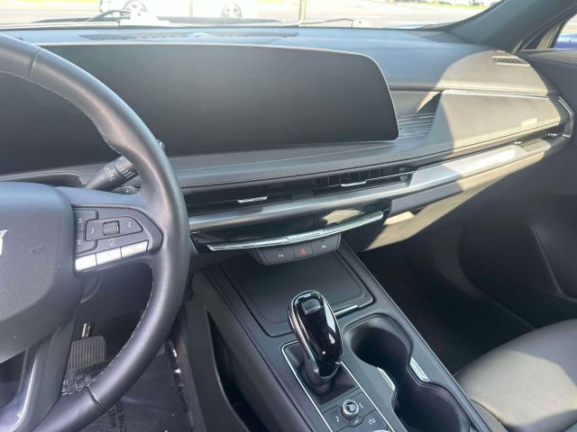 2025 Cadillac XT4 AWD 4dr Premium Luxury