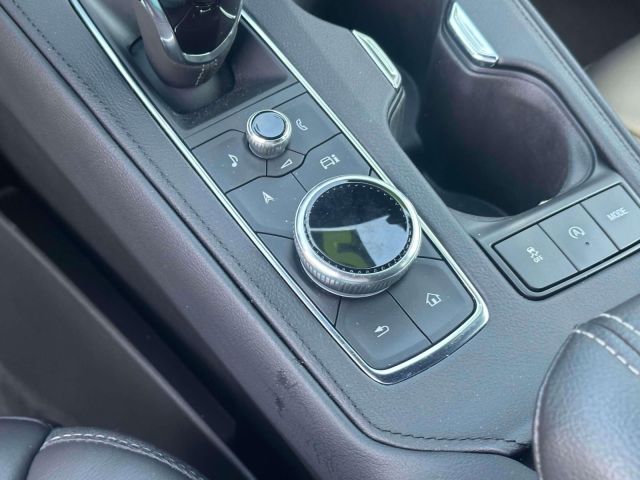 2025 Cadillac XT4 AWD 4dr Premium Luxury