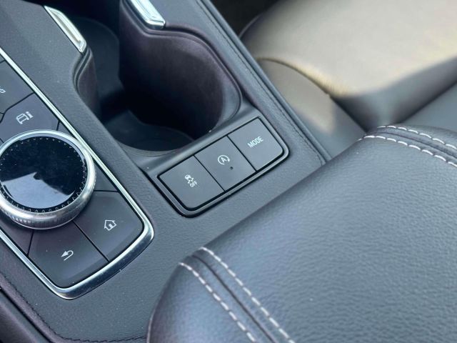 2025 Cadillac XT4 AWD 4dr Premium Luxury