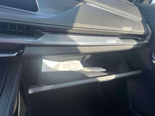 2025 Cadillac XT4 AWD 4dr Premium Luxury