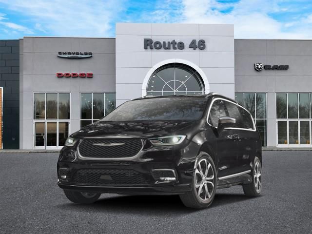 2025 Chrysler Pacifica Limited FWD