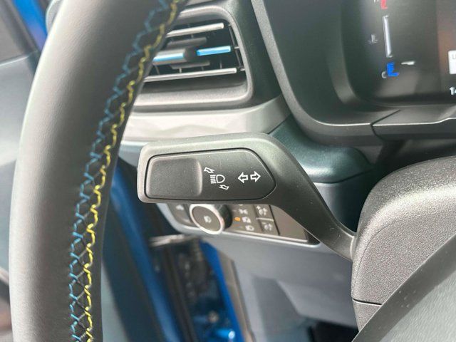 2025 Ford Maverick Lobo High
