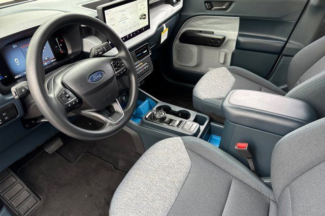 2025 Ford Maverick XLT Pre-Owned 2025 Ford Maverick XLT Pre-Owned