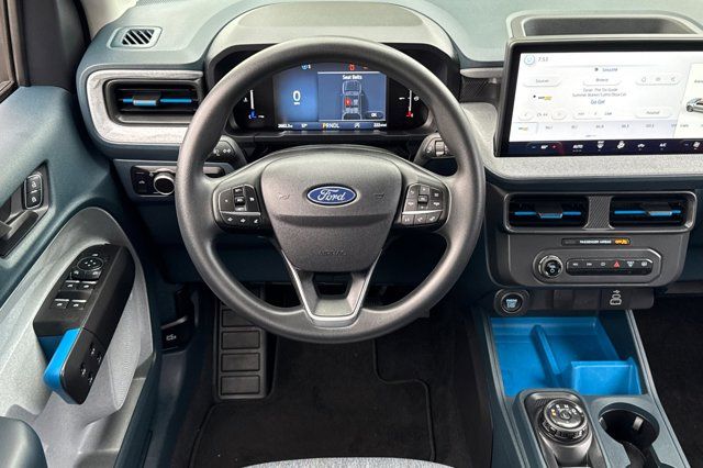 2025 Ford Maverick XLT Pre-Owned 2025 Ford Maverick XLT Pre-Owned