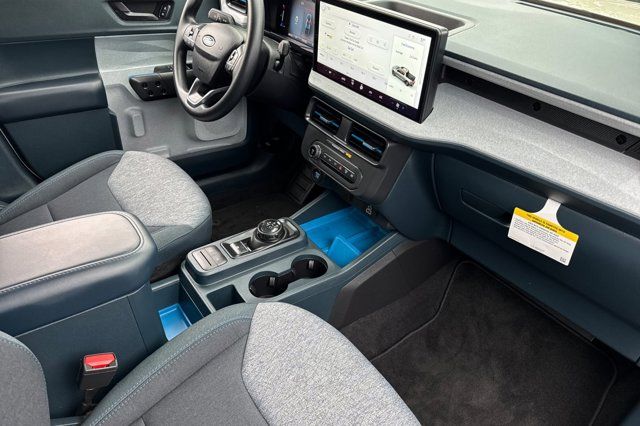 2025 Ford Maverick XLT Pre-Owned 2025 Ford Maverick XLT Pre-Owned