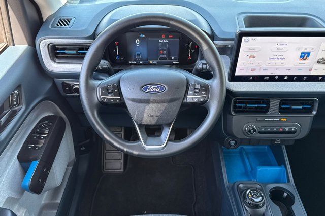 2025 Ford Maverick XLT Pre-Owned 2025 Ford Maverick XLT Pre-Owned