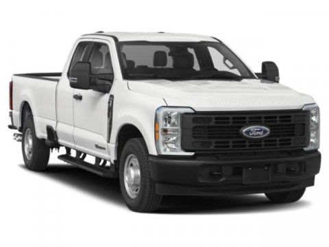 2025 Ford Super Duty F-350 SRW XLT