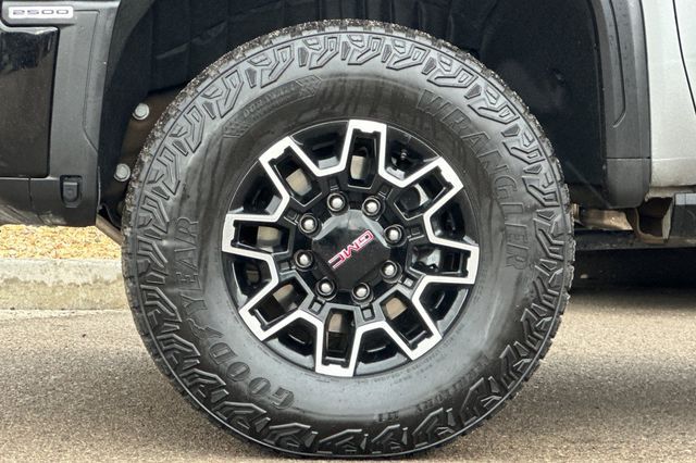 2025 GMC Sierra 2500HD AT4X 2025 GMC Sierra 2500HD AT4X