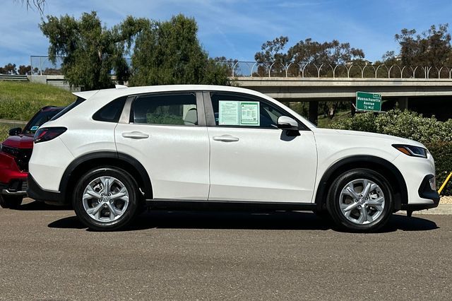 2025 Honda HR-V LX