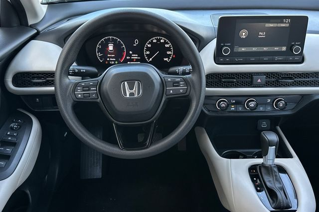 2025 Honda HR-V LX