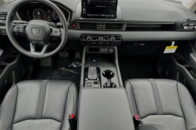 2025 Honda Pilot Touring 2025 Honda Pilot Touring