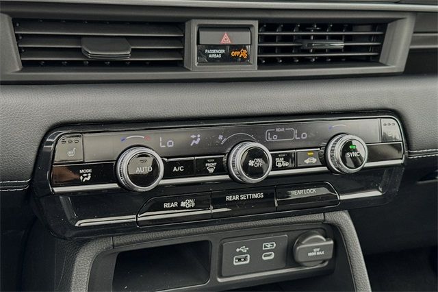 2025 Honda Pilot Touring 2025 Honda Pilot Touring