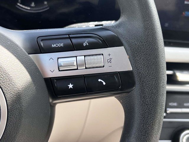 2025 Hyundai Tucson SE