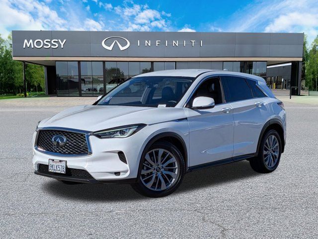 2025 INFINITI QX50 PURE