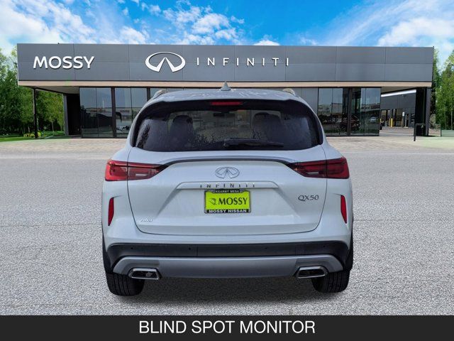 2025 INFINITI QX50 LUXE 2025 INFINITI QX50 LUXE