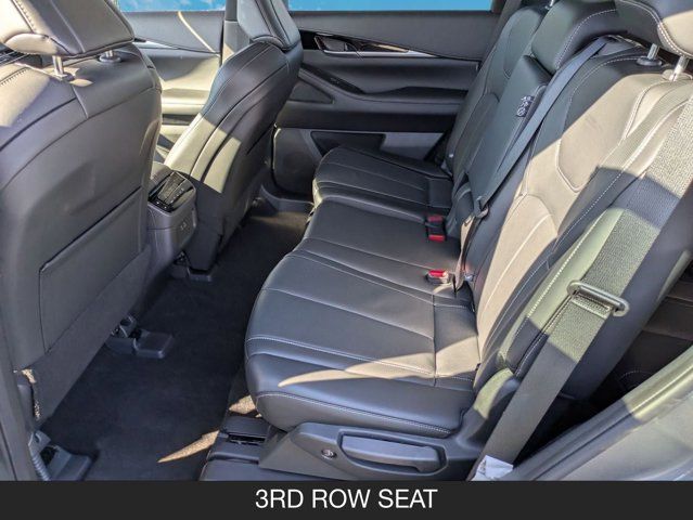 2025 INFINITI QX60 PURE