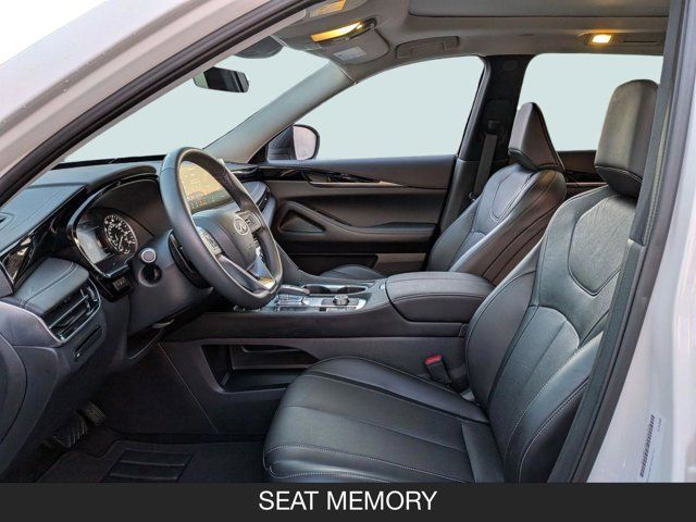 2025 INFINITI QX60 PURE